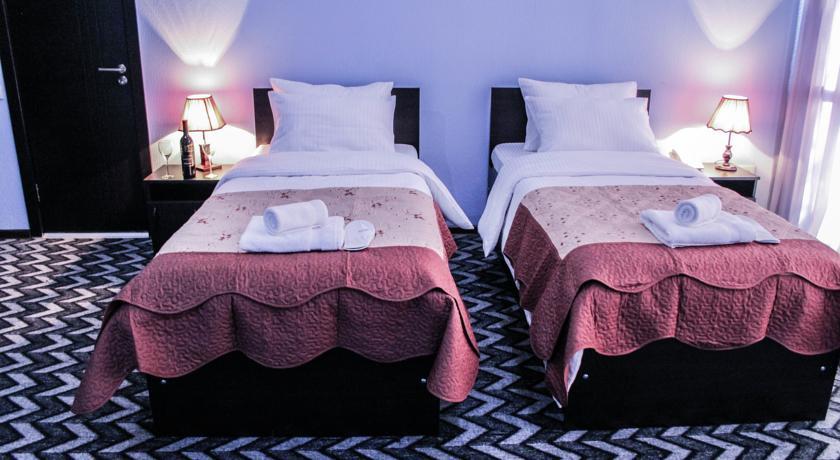 Royal Georgia Hotel Тбилиси Екстериор снимка