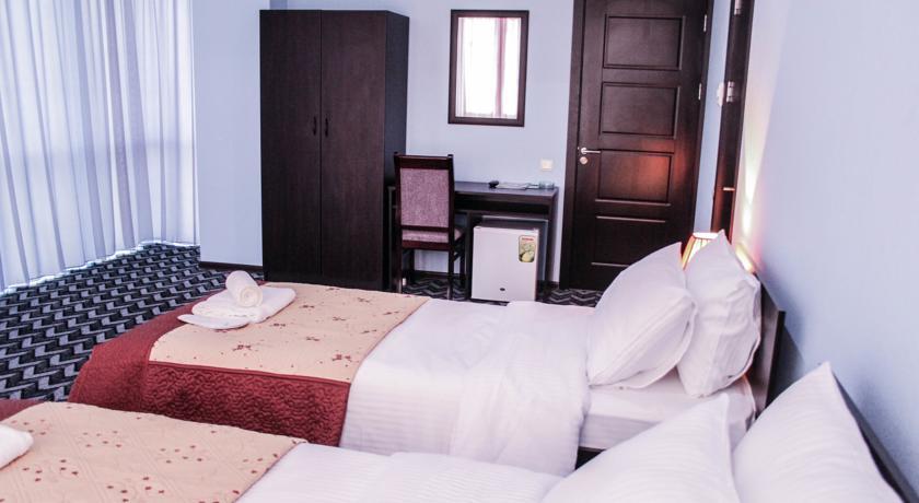Royal Georgia Hotel Тбилиси Екстериор снимка