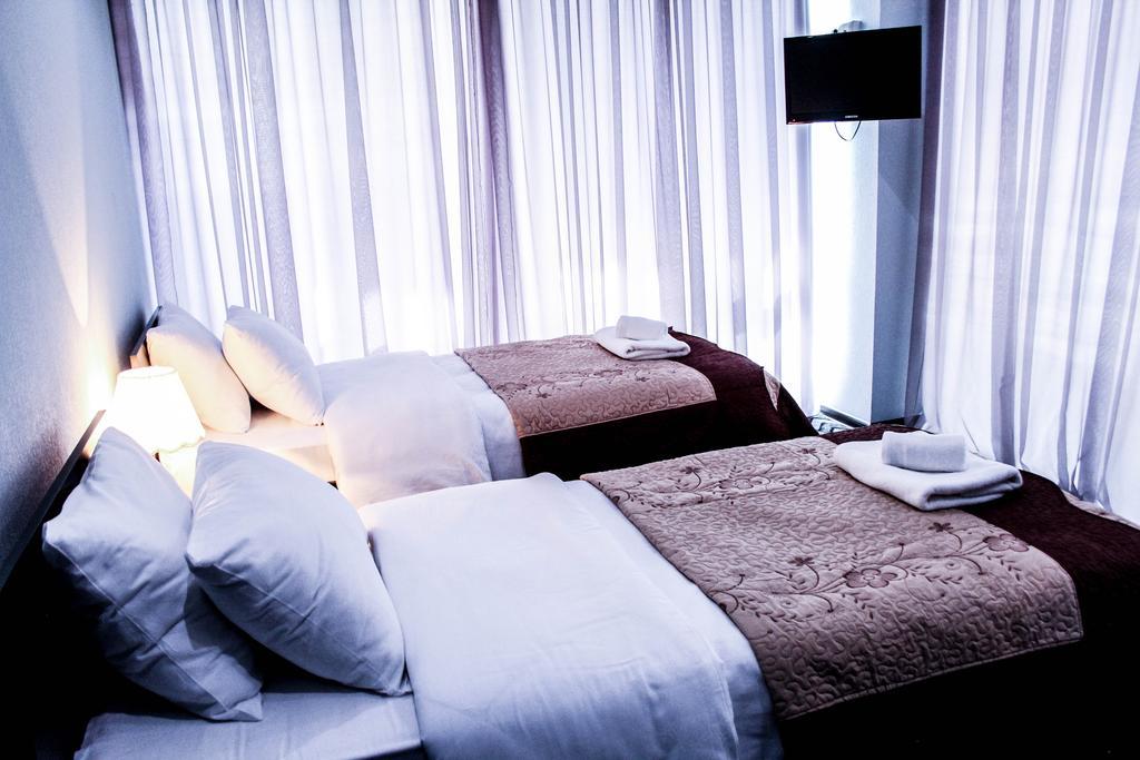 Royal Georgia Hotel Тбилиси Екстериор снимка