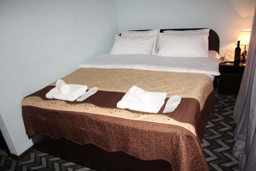 Royal Georgia Hotel Тбилиси Екстериор снимка